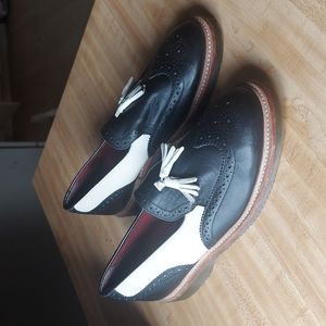 Dr. Martens Phyllis- black and white